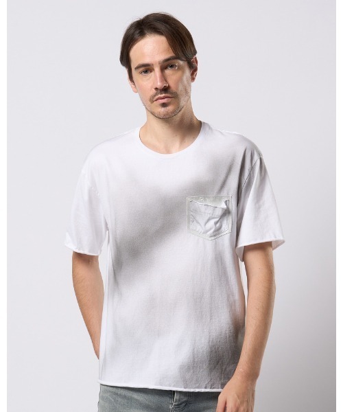 wjk(ダヴルジェイケイ)の「spray dye leather pocket-T(Tシャツ/カットソー・メンズ・ホワイト×ブラック/ホワイト×ブルー/グレイッシュベージュ/ブラック×シルバー・SMALL/MEDIUM/LARGE/X-LARGE)」の8枚目の写真