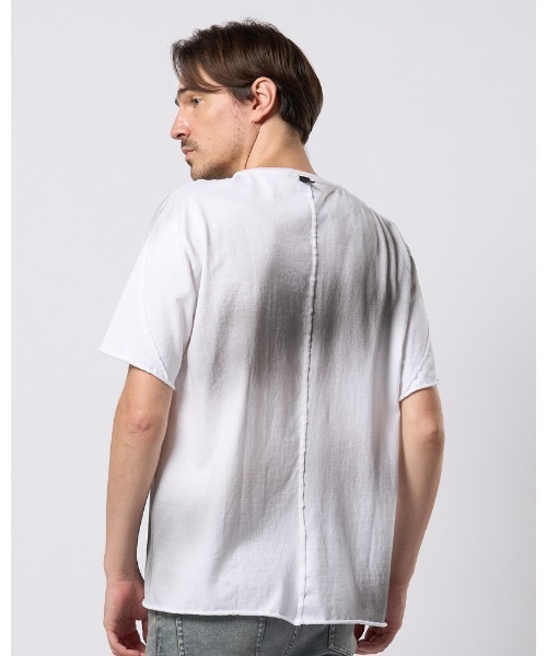 wjk(ダヴルジェイケイ)の「spray dye leather pocket-T(Tシャツ/カットソー・メンズ・ホワイト×ブラック/ホワイト×ブルー/グレイッシュベージュ/ブラック×シルバー・SMALL/MEDIUM/LARGE/X-LARGE)」の10枚目の写真