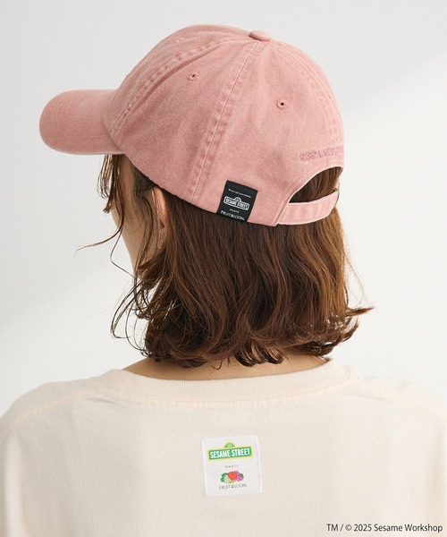 FRUIT OF THE LOOM（フルーツオブザルーム）の「セサミストリートミーツオブザルーム キャップ（キャップ・レディース・ピンク/チャコールグレー・FREE）」の7枚目の写真