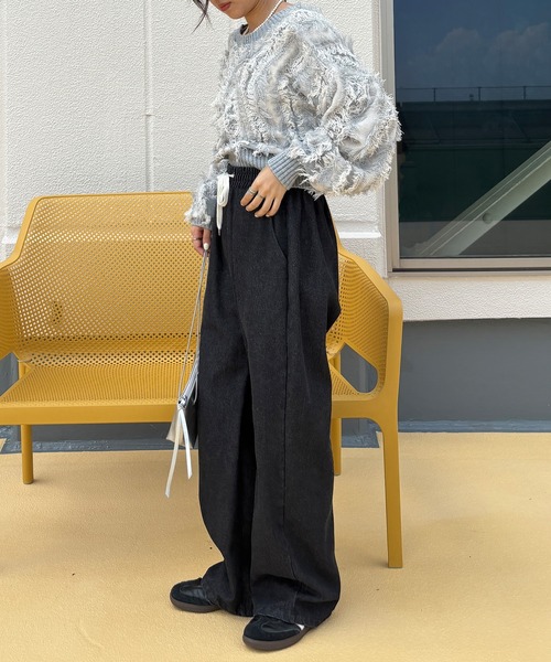 ISOOK（アイスー）の「【ISOOK / アイスー】MIXフリンジショートカーディガン / ニット プルオーバー セーター 羽織り コンパクト丈 ショート丈 短丈 クロップド丈 長袖 ボリューム袖 Vネック クルーネック 前後2way 2通り 春服 春ニット アイボリー グレー ネイビー 白 ZOZOTOWN限定（ニット/セーター・レディース・アイボリー/グレー/ネイビー・FREE）」の6枚目の写真