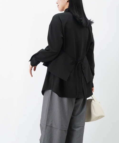 LUCA/LADY LUCK LUCA（ルカ/レディラックルカ）の「LC/LLL ビスチェシャツ（シャツ/ブラウス・レディース・ブラック/ライトベージュ・FREE）」の2枚目の写真