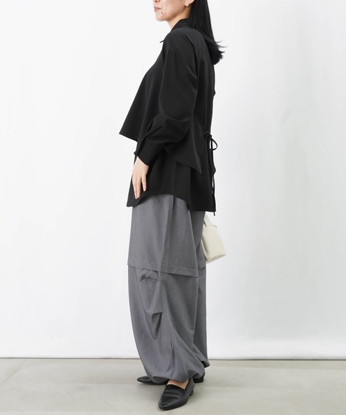 LUCA/LADY LUCK LUCA（ルカ/レディラックルカ）の「LC/LLL ビスチェシャツ（シャツ/ブラウス・レディース・ブラック/ライトベージュ・FREE）」の18枚目の写真