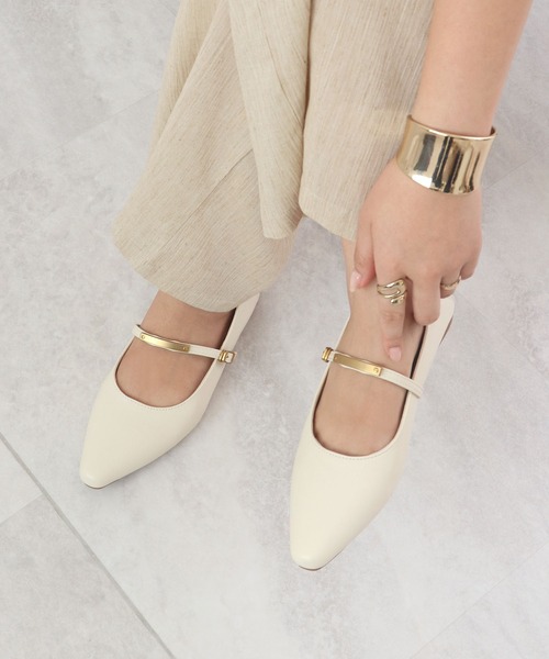 Futier land（フューティアランド）の「メタルモチーフストラップパンプス（パンプス・レディース・ブラウン/ブラック/アイボリー・36/37/38/39/40）」の7枚目の写真