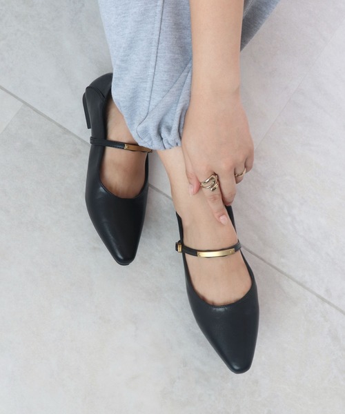 Futier land（フューティアランド）の「メタルモチーフストラップパンプス（パンプス・レディース・ブラウン/ブラック/アイボリー・36/37/38/39/40）」の10枚目の写真