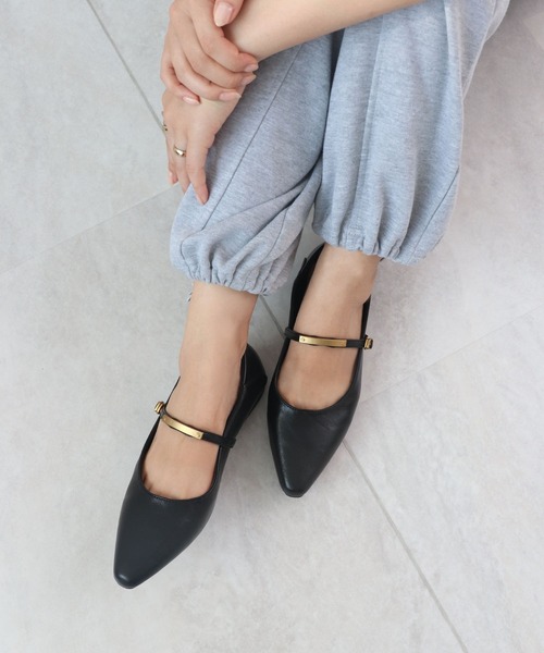 Futier land（フューティアランド）の「メタルモチーフストラップパンプス（パンプス・レディース・ブラウン/ブラック/アイボリー・36/37/38/39/40）」の11枚目の写真