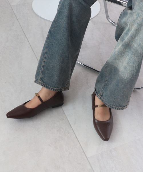 Futier land（フューティアランド）の「メタルモチーフストラップパンプス（パンプス・レディース・ブラウン/ブラック/アイボリー・36/37/38/39/40）」の17枚目の写真