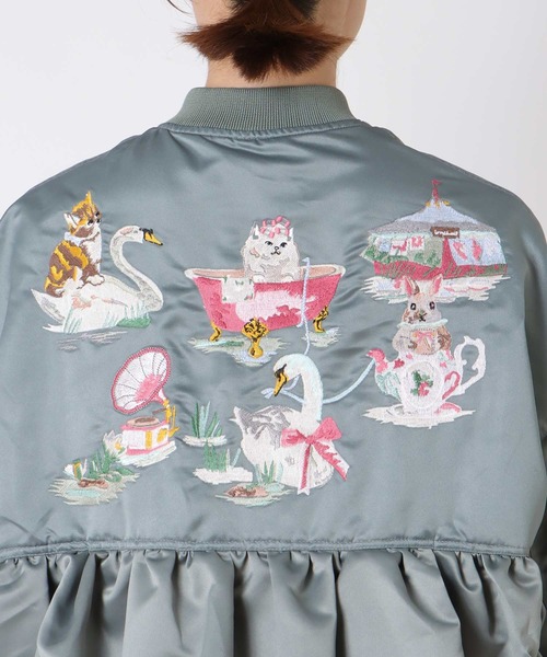 Three Four Time（ｽﾘｰﾌｫｰﾀｲﾑ）の「【tamaoworld】Embroidery jacket Swan（ブルゾン・レディース・ブルーグレー・FREE）」の18枚目の写真