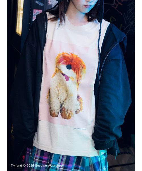 SESAME STREET(セサミストリート)の「【UNISEX】フォトアートTシャツ(Tシャツ/カットソー・レディース・ライトグレー/ライトベージュ・L/M/S)」の8枚目の写真
