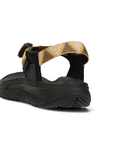 WHITE MOUNTAINEERING（ホワイトマウンテニアリング）の「WHITE MOUNTAINEERING WM×RIG MGUU WM2571817（スニーカー・メンズ・ブラック・27cm/28cm/26cm）」の7枚目の写真