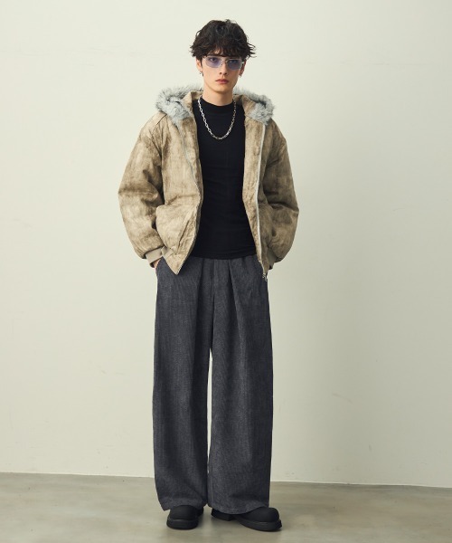 Shoowtime(ショウタイム)の「Corduroy Tuck Wide Slacks / コーデュロイタックワイドスラックス(その他パンツ・メンズ・カーキ/ブラック/グレー・LARGE/MEDIUM/X-LARGE)」の11枚目の写真