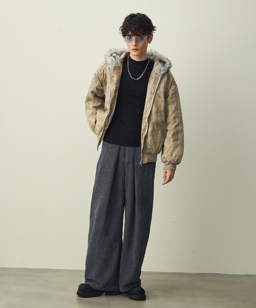 Shoowtime(ショウタイム)の「Corduroy Tuck Wide Slacks / コーデュロイタックワイドスラックス(その他パンツ・メンズ・カーキ/ブラック/グレー・LARGE/MEDIUM/X-LARGE)」の15枚目の写真