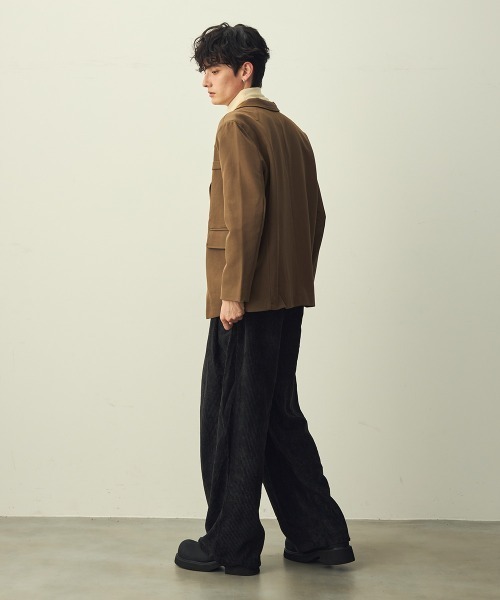 Shoowtime(ショウタイム)の「Corduroy Tuck Wide Slacks / コーデュロイタックワイドスラックス(その他パンツ・メンズ・カーキ/ブラック/グレー・LARGE/MEDIUM/X-LARGE)」の5枚目の写真