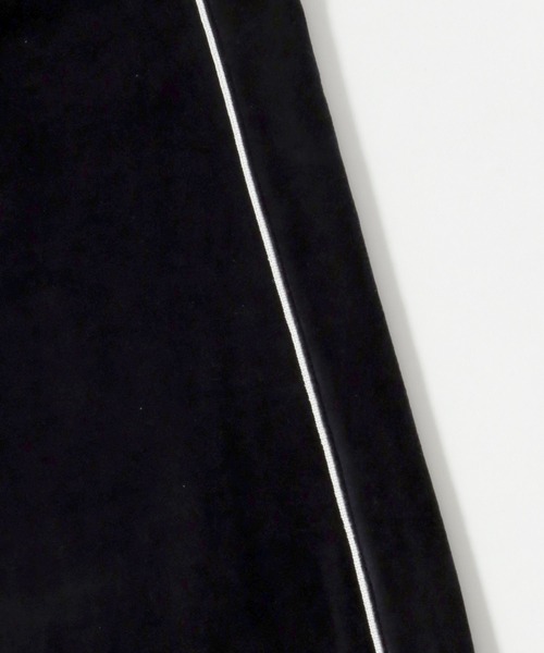 Champion（チャンピオン）の「2025AW Champion/チャンピオン  VELOUR ZIP JACKET ベロア ワンポイント バック刺繍 パイピング トラックジャケット（ブルゾン・メンズ・ブラック/ネイビー/グリーン・M/L/XL）」の16枚目の写真