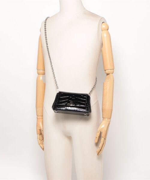 Vivienne Westwood(ヴィヴィアンウエストウッド)の「HAZEL SMALL HANDBAG(ハンドバッグ・レディース・ブラック・FREE)」の6枚目の写真