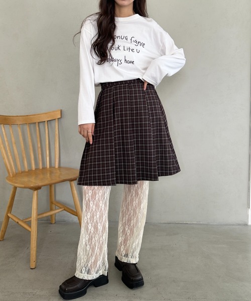 MYMOOD.（マイムード）の「ミディ丈チェック柄プリーツスカート（スカート・レディース・ネイビー/ブラウン・FREE）」の6枚目の写真