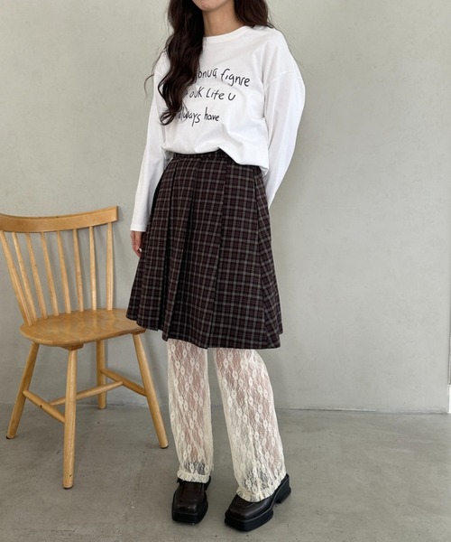 MYMOOD.（マイムード）の「ミディ丈チェック柄プリーツスカート（スカート・レディース・ネイビー/ブラウン・FREE）」の5枚目の写真