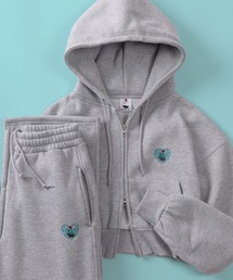 Red Cap Girl（レッドキャプガール）の「【70】2026SS【RCG/レッドキャップガール】ショート丈 ジップパーカー ＆ スウェットパンツ/ワンポイント刺繍/ルームウェア/レディース（セットアップ）」