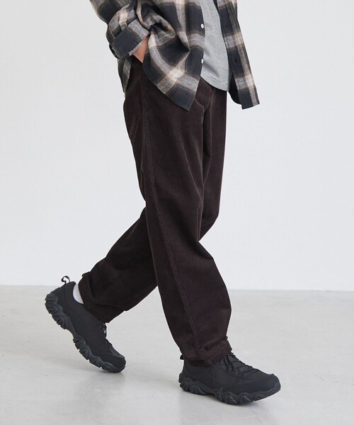 coen（コーエン）の「コーデュロイイージーパンツ（その他パンツ・メンズ・オリーブ/ナチュラル/ダークブラウン・S/M/L/XL）」の15枚目の写真