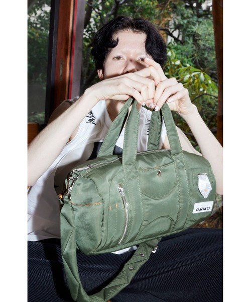 OMMO ショルダーバッグ  オリーブグリーン OMMO ショルダーバッグ オリーブグリーン OMMO ショルダーバッグ