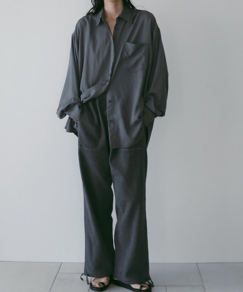 anuke（アンヌーク）の「Stitch Over Shirts（シャツ/ブラウス・レディース・チャコールグレー/クリーム/アイボリー・FREE）」の19枚目の写真