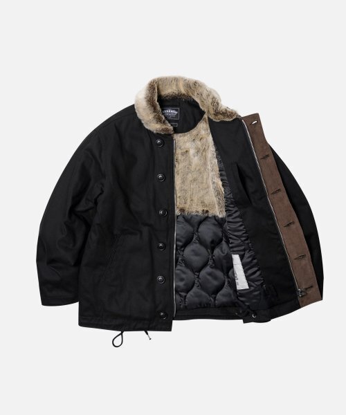 FRIZMWORKS(フリズムワークス)の「EDGAR N-1 DECK JACKET _ BLACK(ダウンジャケット/コート・メンズ・その他・MEDIUM/LARGE/X-LARGE/SMALL)」の3枚目の写真