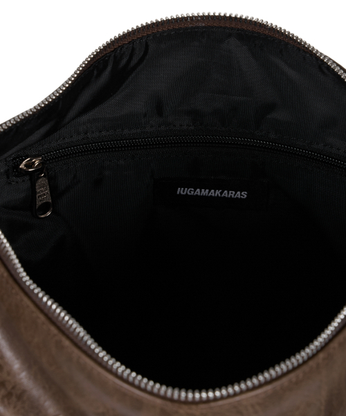 IUGAMAKARAS（イウガマカラス）の「Studded Hobo Bag (Brown)（ショルダーバッグ・レディース・その他・FREE）」の15枚目の写真