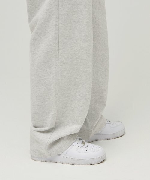 MUSINSA STANDARD WOMAN(ムシンサスタンダードウーマン)の「レディースリラックスラウンジスウェットパンツ【オートミール】(スウェットパンツ・レディース・その他・SMALL/MEDIUM/LARGE/X-SMALL)」の7枚目の写真