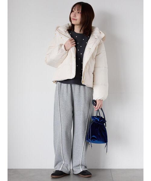 Te chichi TERRASSE（テチチテラス）の「ドットジャカードクルーネックニット（ニット/セーター・レディース・チャコールグレー/ベージュ/グレー・F）」の8枚目の写真