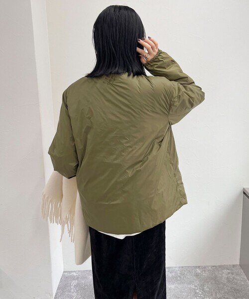 TAION(タイオン)の「【TAION/タイオン】REVERSIBLE CHINA BUTTON INNER DOWN(ダウンジャケット/コート・レディース・ベージュ/カーキ/ブラック・38)」の15枚目の写真