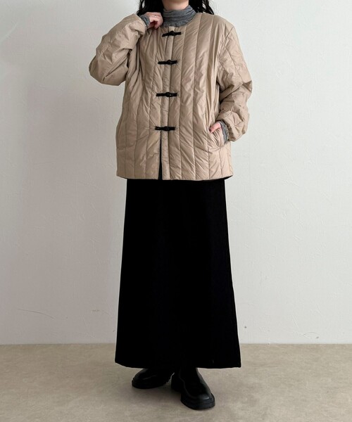 TAION(タイオン)の「【TAION/タイオン】REVERSIBLE CHINA BUTTON INNER DOWN(ダウンジャケット/コート・レディース・ベージュ/カーキ/ブラック・38)」の12枚目の写真