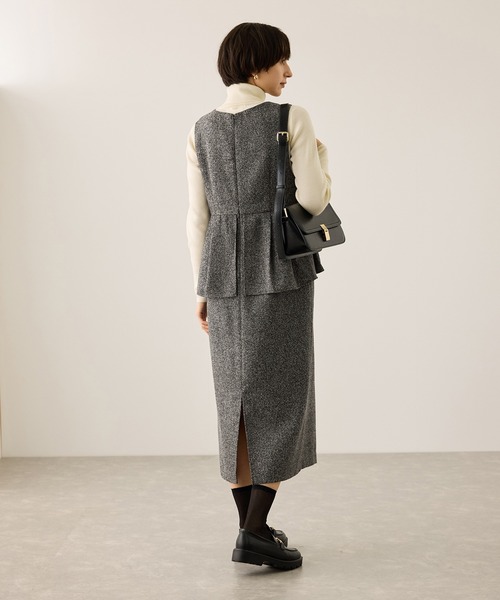 ROPE' PICNIC（ロペピクニック）の「【新色追加】レイヤード風ペプラムジャンパースカート（ジャンパースカート・レディース・チャコールグレー/ブラック/ダークブラウン/グレー・S/M/L）」の16枚目の写真