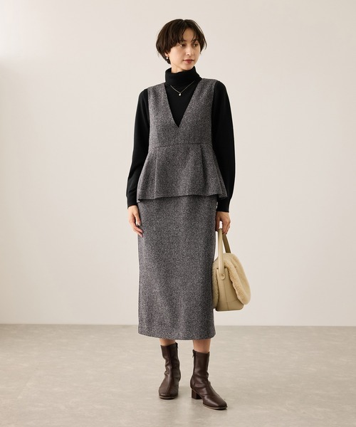 ROPE' PICNIC（ロペピクニック）の「【新色追加】レイヤード風ペプラムジャンパースカート（ジャンパースカート・レディース・チャコールグレー/ブラック/ダークブラウン/グレー・S/M/L）」の18枚目の写真