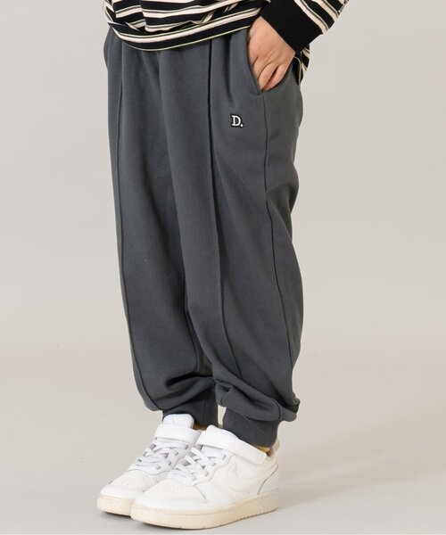 and D. petit main（アンドディープティマイン）の「ワンポイントジョグパンツ（その他パンツ・キッズ・ライトブルー/チャコール/ピンク/ライトグレー・120cm/130cm/90cm/100cm/140cm/110cm）」の4枚目の写真