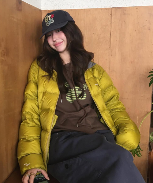GRAVER（グレーバー）の「[ユニセックス]GRAE-Sストライプフードパーカー_ブラウン（パーカー・レディース・ブラウン・SMALL/MEDIUM/LARGE）」の7枚目の写真