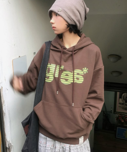 GRAVER（グレーバー）の「[ユニセックス]GRAE-Sストライプフードパーカー_ブラウン（パーカー・レディース・ブラウン・SMALL/MEDIUM/LARGE）」の2枚目の写真