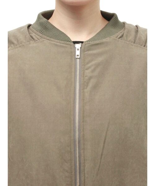 EVRIS(エヴリス)の「ボリュームギャザーショートMA-1(MA-1・レディース・ブラック/カーキ/ホワイト・FREE)」の12枚目の写真