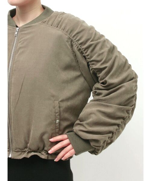 EVRIS(エヴリス)の「ボリュームギャザーショートMA-1(MA-1・レディース・ブラック/カーキ/ホワイト・FREE)」の13枚目の写真