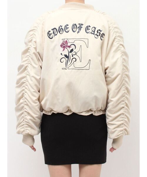 EVRIS(エヴリス)の「ボリュームギャザーショートMA-1(MA-1・レディース・ブラック/カーキ/ホワイト・FREE)」の19枚目の写真