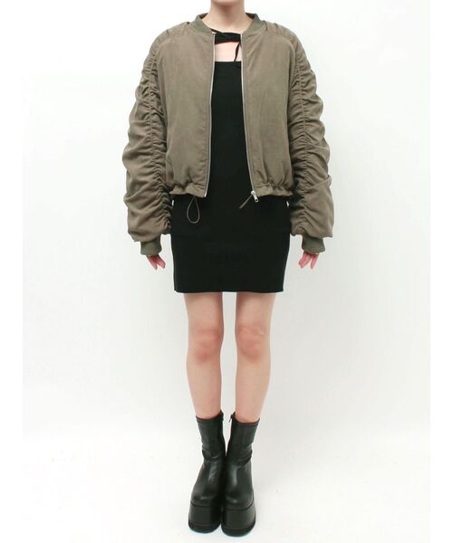 EVRIS(エヴリス)の「ボリュームギャザーショートMA-1(MA-1・レディース・ブラック/カーキ/ホワイト・FREE)」の21枚目の写真