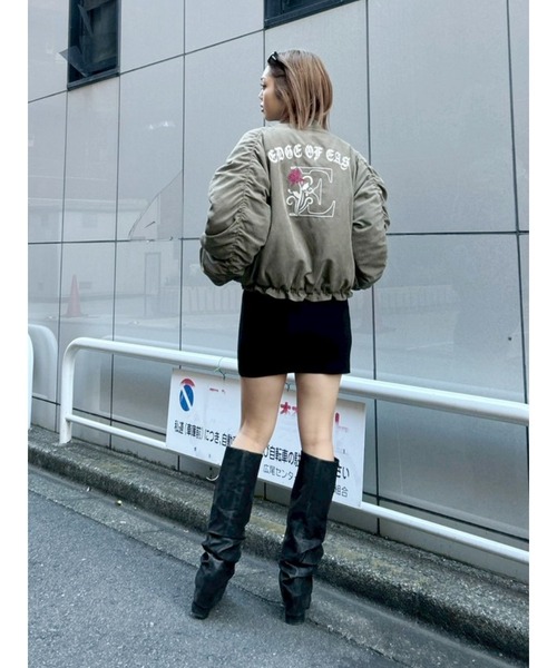 EVRIS(エヴリス)の「ボリュームギャザーショートMA-1(MA-1・レディース・ブラック/カーキ/ホワイト・FREE)」の8枚目の写真