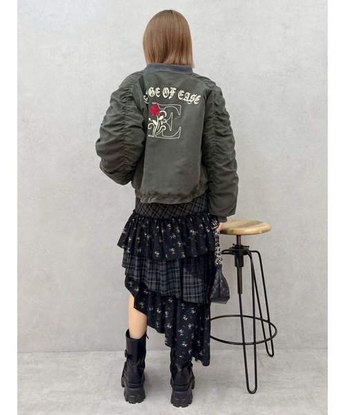 EVRIS(エヴリス)の「ボリュームギャザーショートMA-1(MA-1・レディース・ブラック/カーキ/ホワイト・FREE)」の11枚目の写真