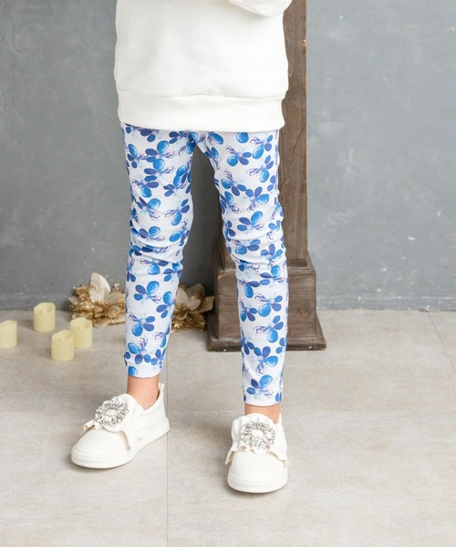 Rora(ローラ)の「デイジー 花柄レギンス(レギンス/スパッツ・キッズ・ブルー・130cm/140cm/150cm/110cm/120cm)」の4枚目の写真