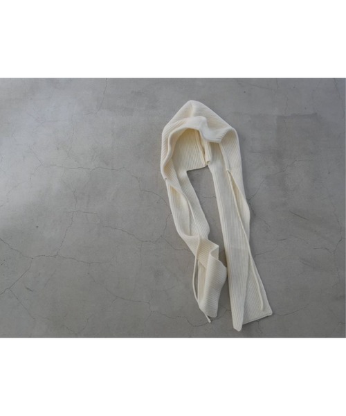 TRUNC（トランクエイティーエイト）の「Hooded Knit Scarf（マフラー・レディース・ブラック/アイボリー・FREE）」の19枚目の写真