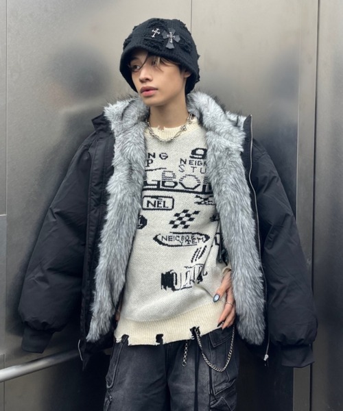 lilful(リルフル)の「レーシングロゴ 裾ダメージニット(ニット/セーター・メンズ・アイボリー/ブラック・M/L)」の3枚目の写真