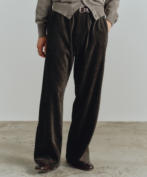 WYM LIDNM(ウィム バイ リドム)の「WASHED VELVET CURVE CUT WIDE PANTS(その他パンツ・メンズ・ダークブラウン/ブラック・S/M/L)」の8枚目の写真