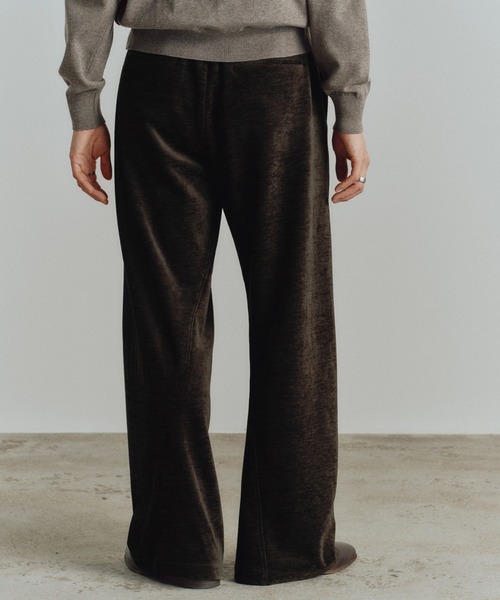 WYM LIDNM（ウィム バイ リドム）の「WASHED VELVET CURVE CUT WIDE