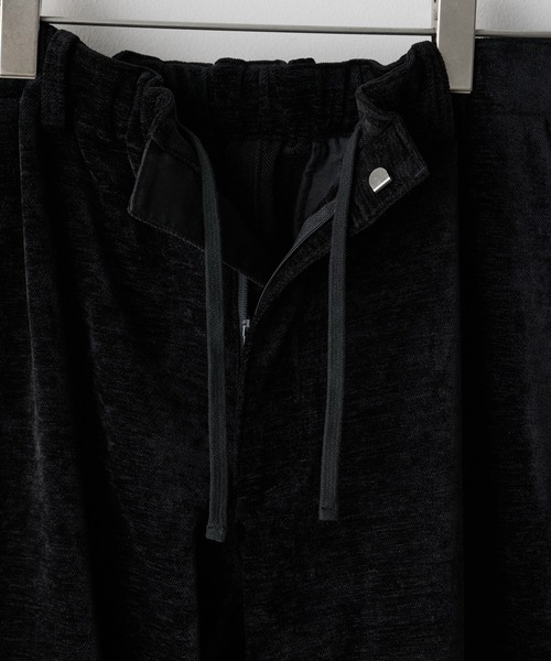 WYM LIDNM（ウィム バイ リドム）の「WASHED VELVET CURVE CUT WIDE