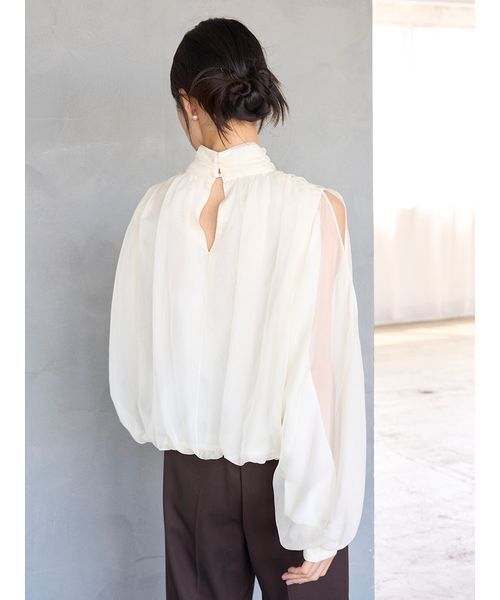 SNIDEL（スナイデル）の「スリットスリーブブラウス（シャツ/ブラウス・レディース・ブラウン/ミント/アイボリー・F）」の7枚目の写真