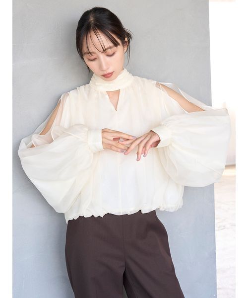 SNIDEL（スナイデル）の「スリットスリーブブラウス（シャツ/ブラウス・レディース・ブラウン/ミント/アイボリー・F）」の15枚目の写真