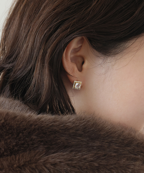 odul（オジュール）の「ODUL SLOBE別注 スターカットピアス（ピアス